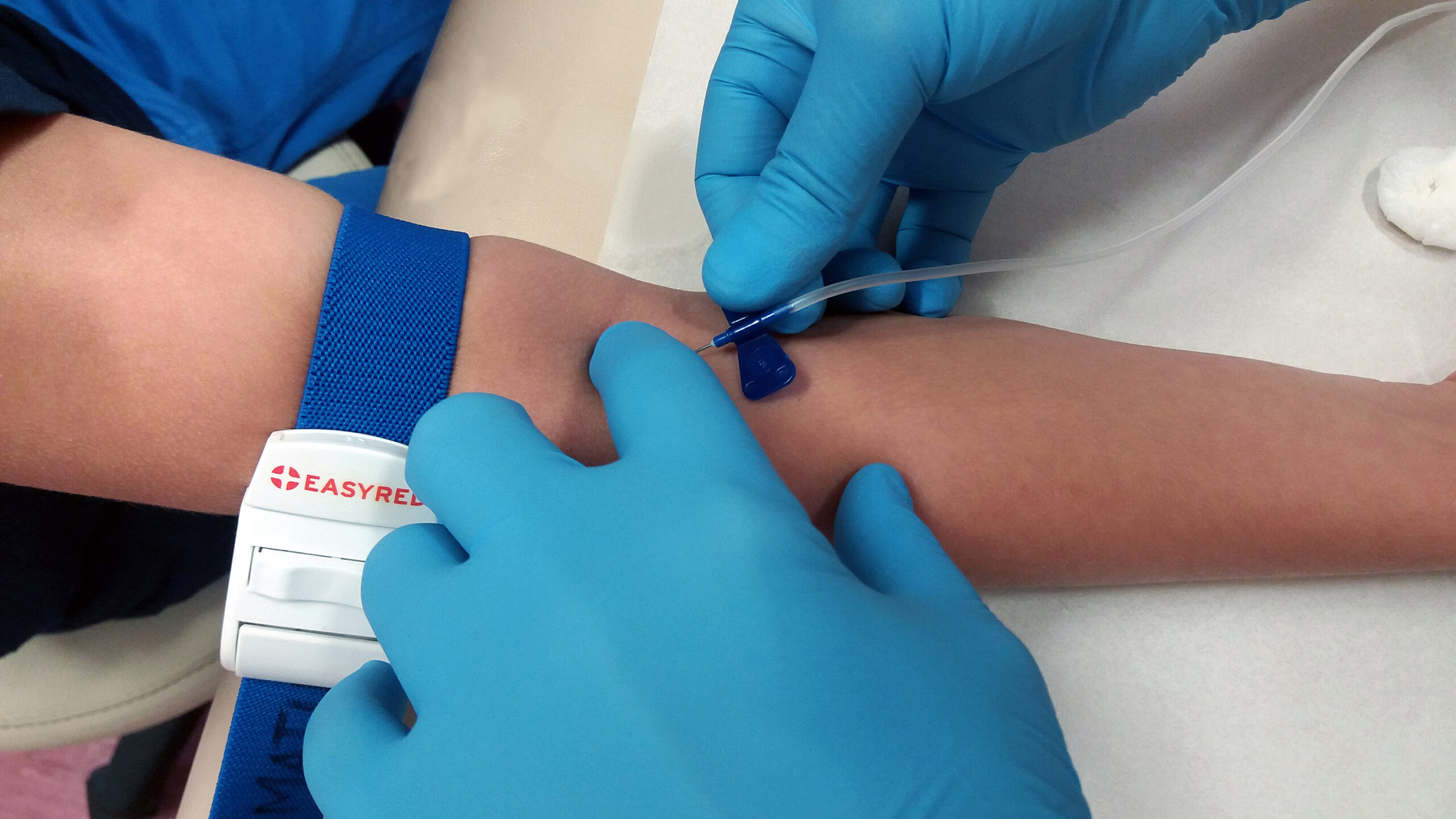 punção venosa em crianças - WK Cursos e saúde